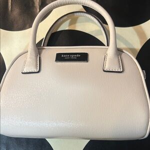 Kate Spade Sam icon parchment Cream shiney Saffiano Handbag BNWT with dust bag